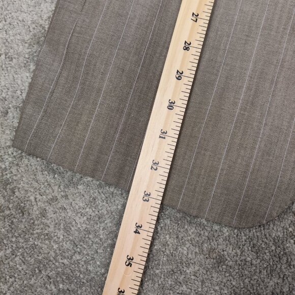 Hugo Boss Men's Pin Striped Blazer Jacket Size 44 Slim Fit Wool Quiet Luxury - Picture 8 of 8